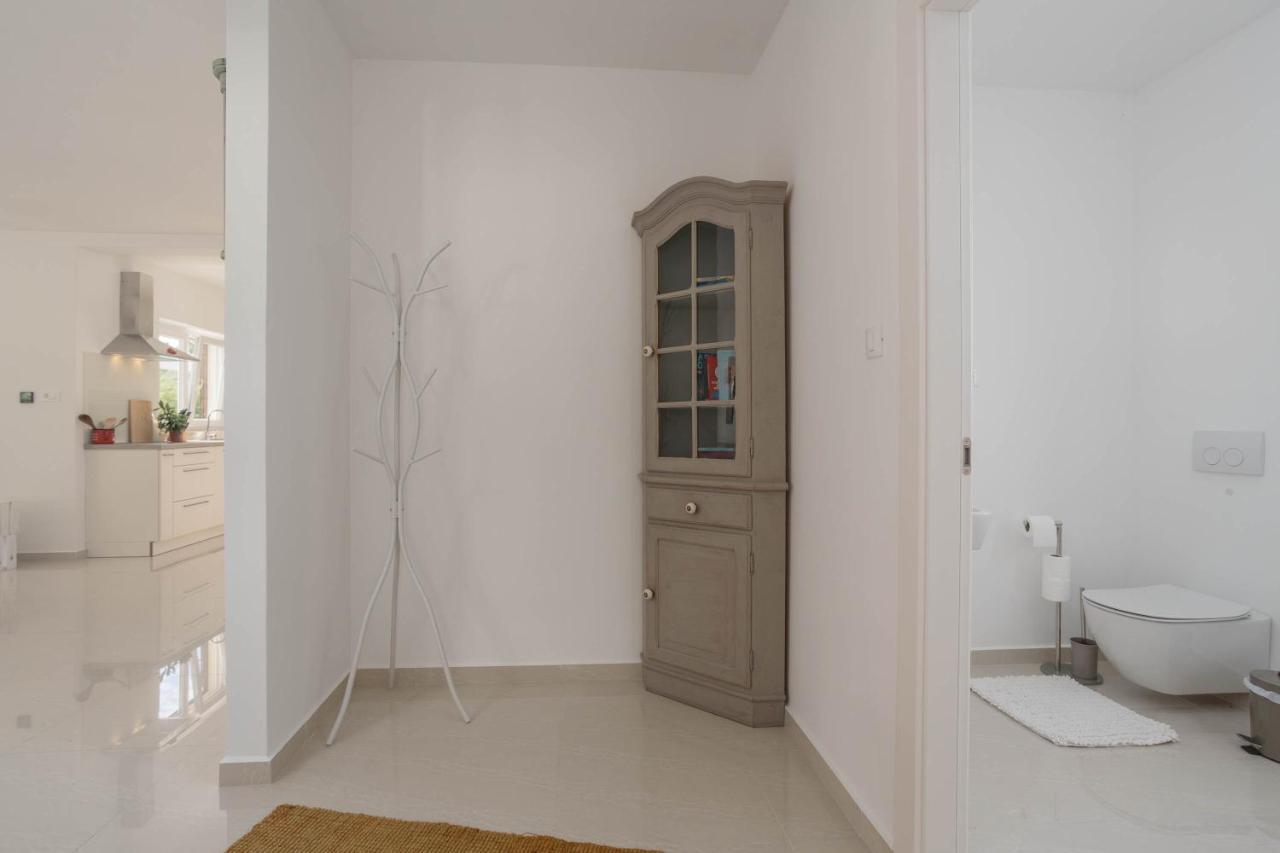 Villa Antonada Vrh  ภายนอก รูปภาพ