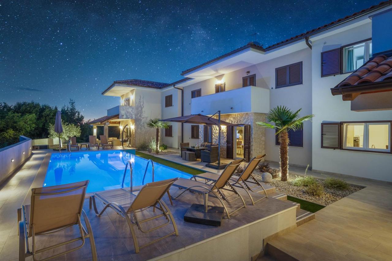 Villa Antonada Vrh  ภายนอก รูปภาพ