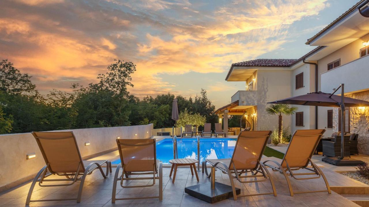 Villa Antonada Vrh  ภายนอก รูปภาพ