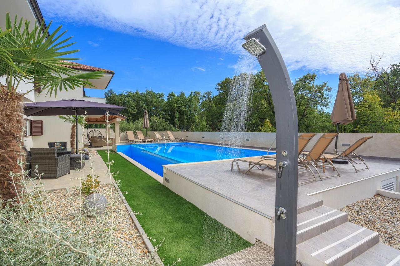 Villa Antonada Vrh  ภายนอก รูปภาพ